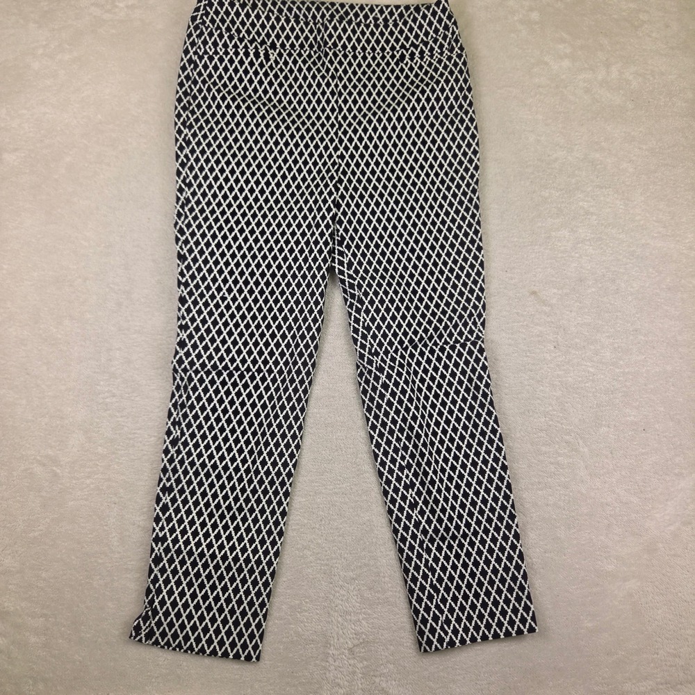 Chicos Navy Blue White Diamond Print Ankle Pants Size 10 Straight Leg 4184